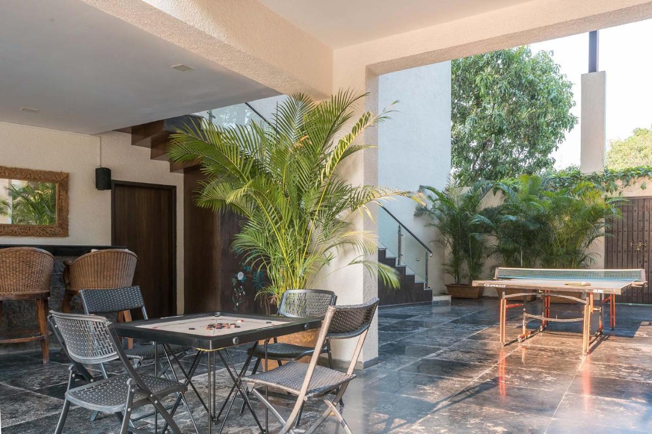 The Leaf By Stayvista - An Enchanting Escape Offering A Pool, Terrace, Lush Lawn, Contemporary Interiors, And Indoor Games อลีบาก ภายนอก รูปภาพ